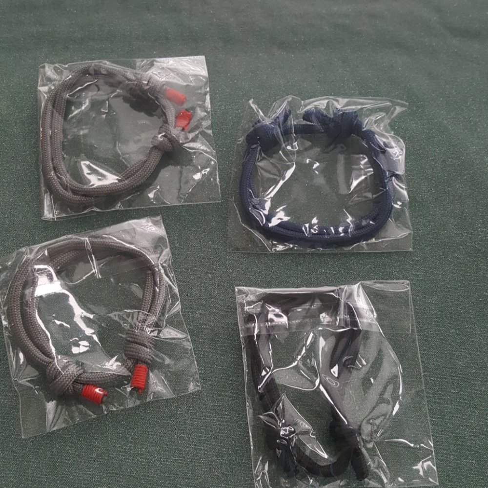 Paracord adjustable bracelets (4)
